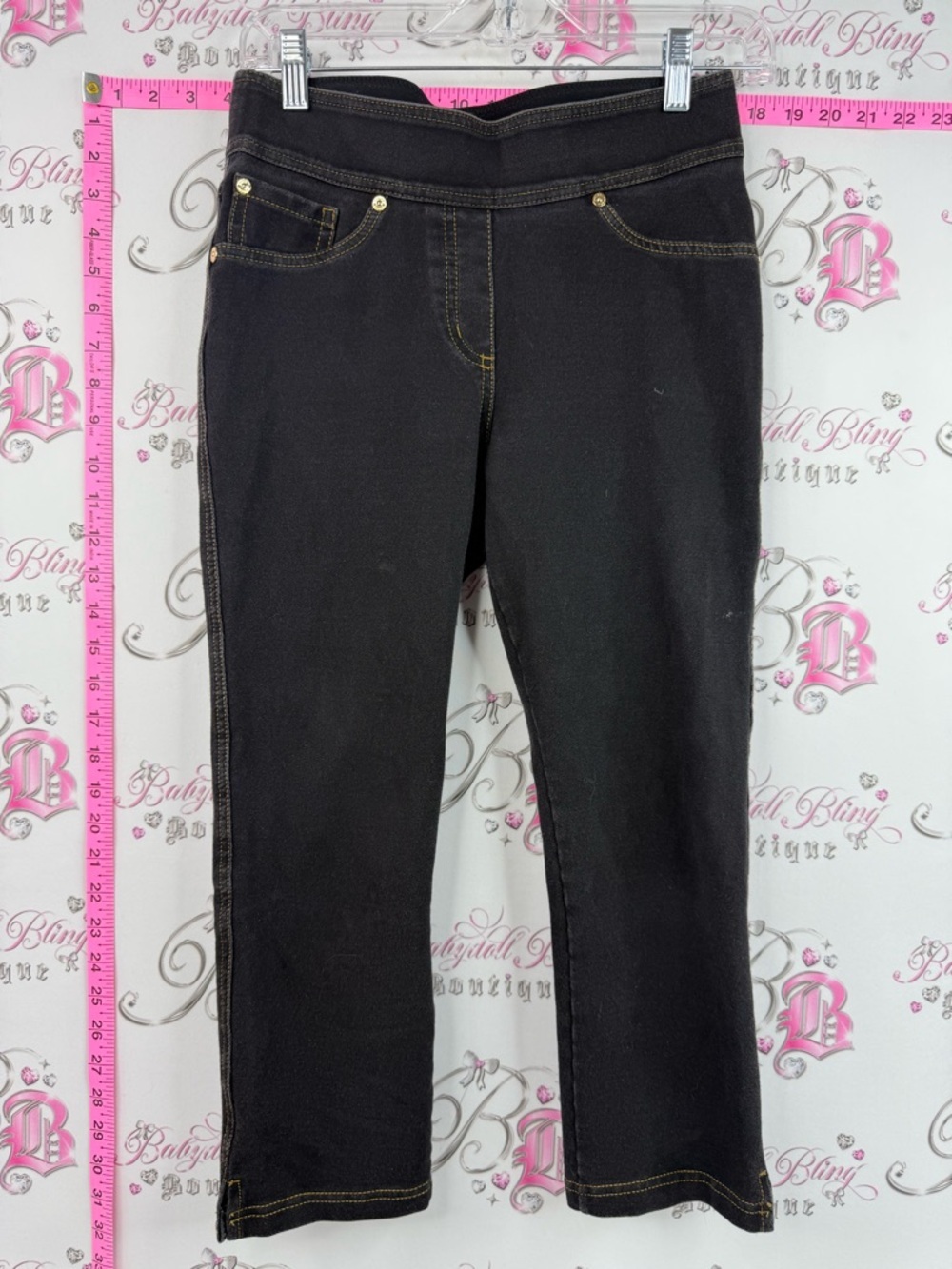 Nygard capri pants stretchy Black Women's Pull-On Jeggings gold hardware